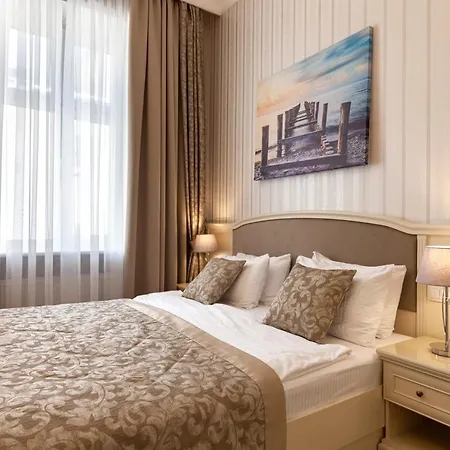 Hotel apartamentowy Royal Mini-apart On Rynok Square 3*