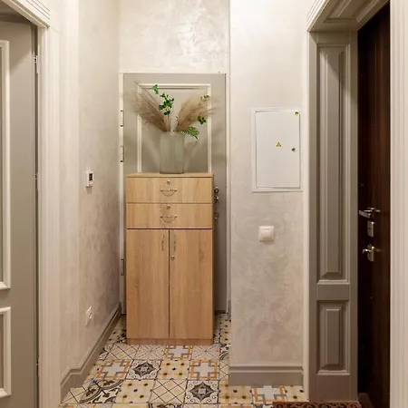 Royal Mini-apart On Rynok Square Hotel apartamentowy