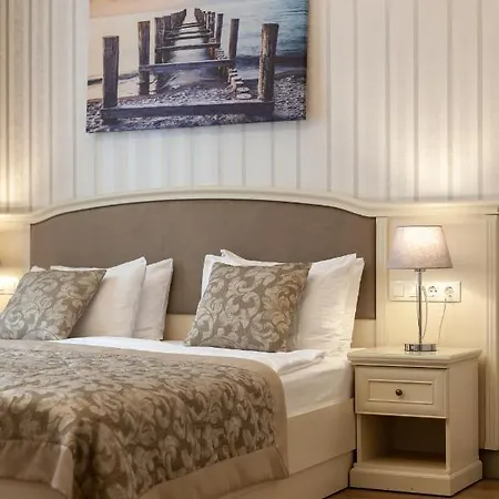 Royal Mini-apart On Rynok Square 3*