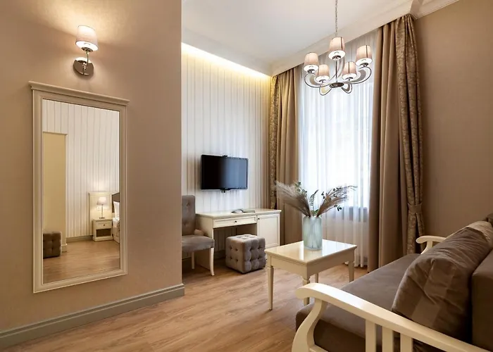 Royal Mini-apart On Rynok Square Lviv